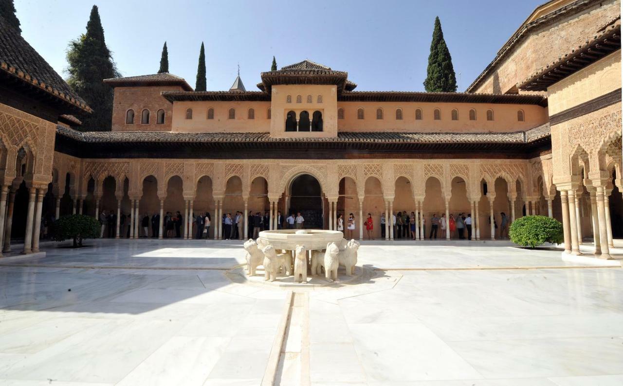 Casa Saki * Armilla